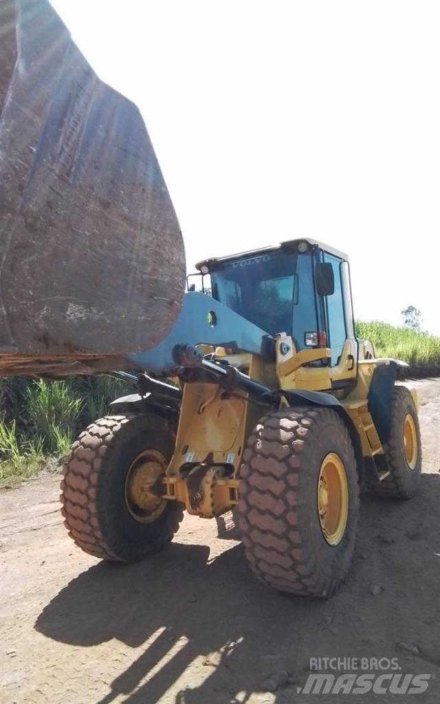 Volvo L 90 F Pyöräkuormaajat