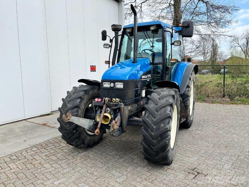 New Holland TS 110 Traktorit