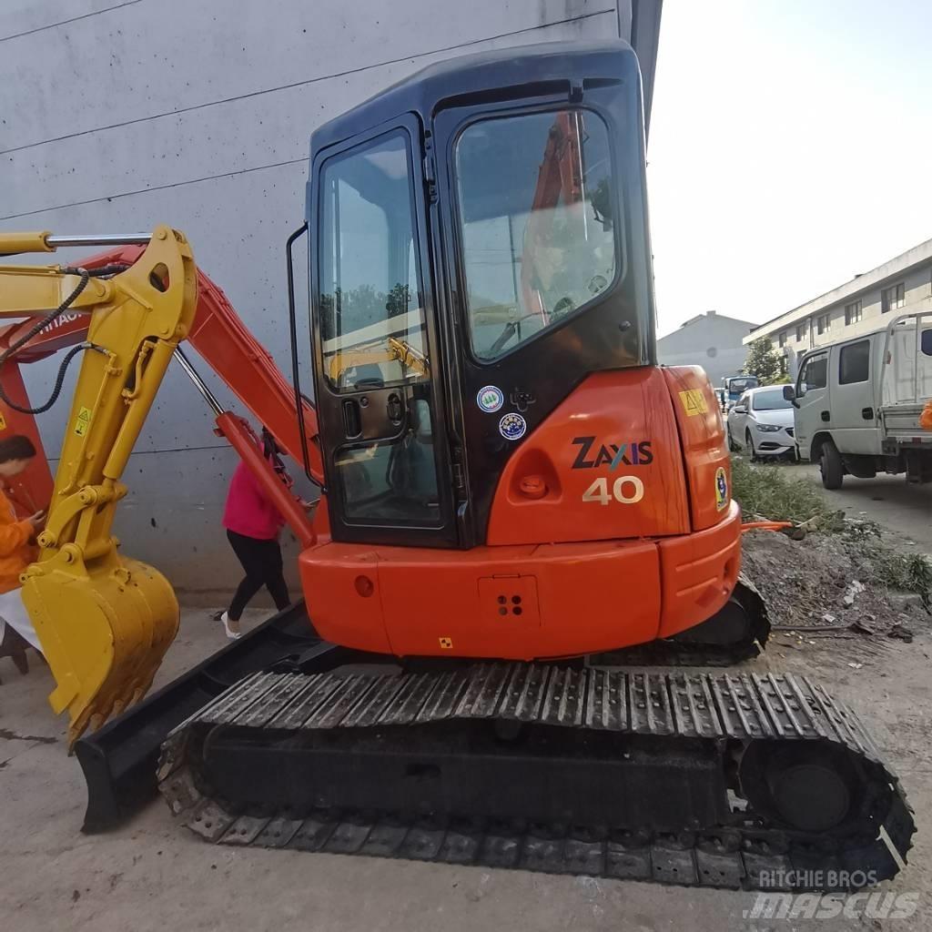 Hitachi ZX 40 U Minikaivukoneet < 7t