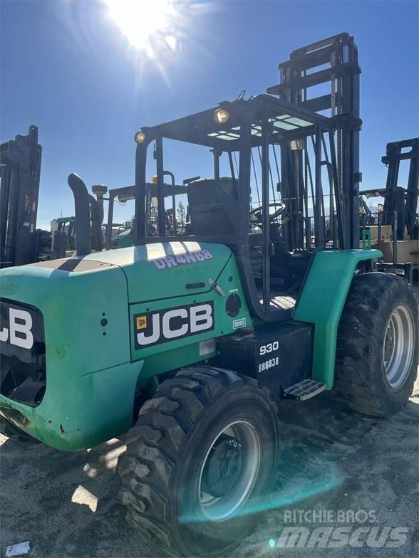 JCB 930 Maastotrukit