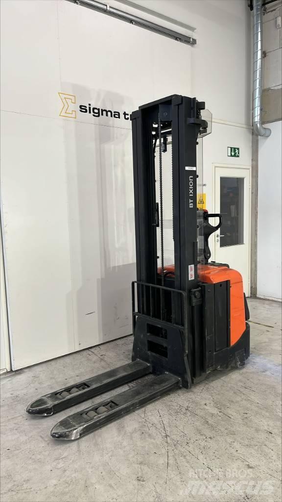 BT SPE 160 L Ajettavat pinoamisvaunut