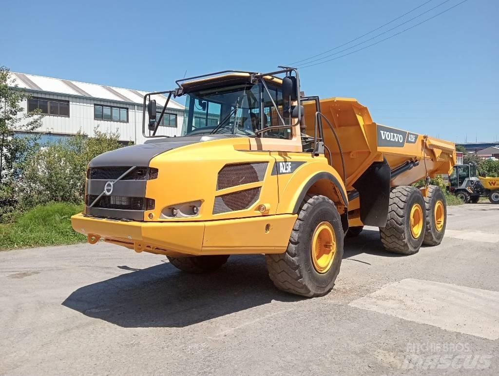 Volvo A 25 F Dumpperit