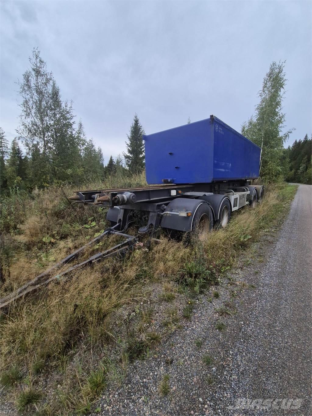  Sorakasettikärry Sora- ja kippiperävaunut
