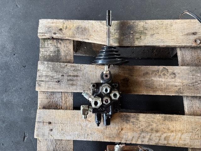 Terex TA9 Alusta ja jousitus