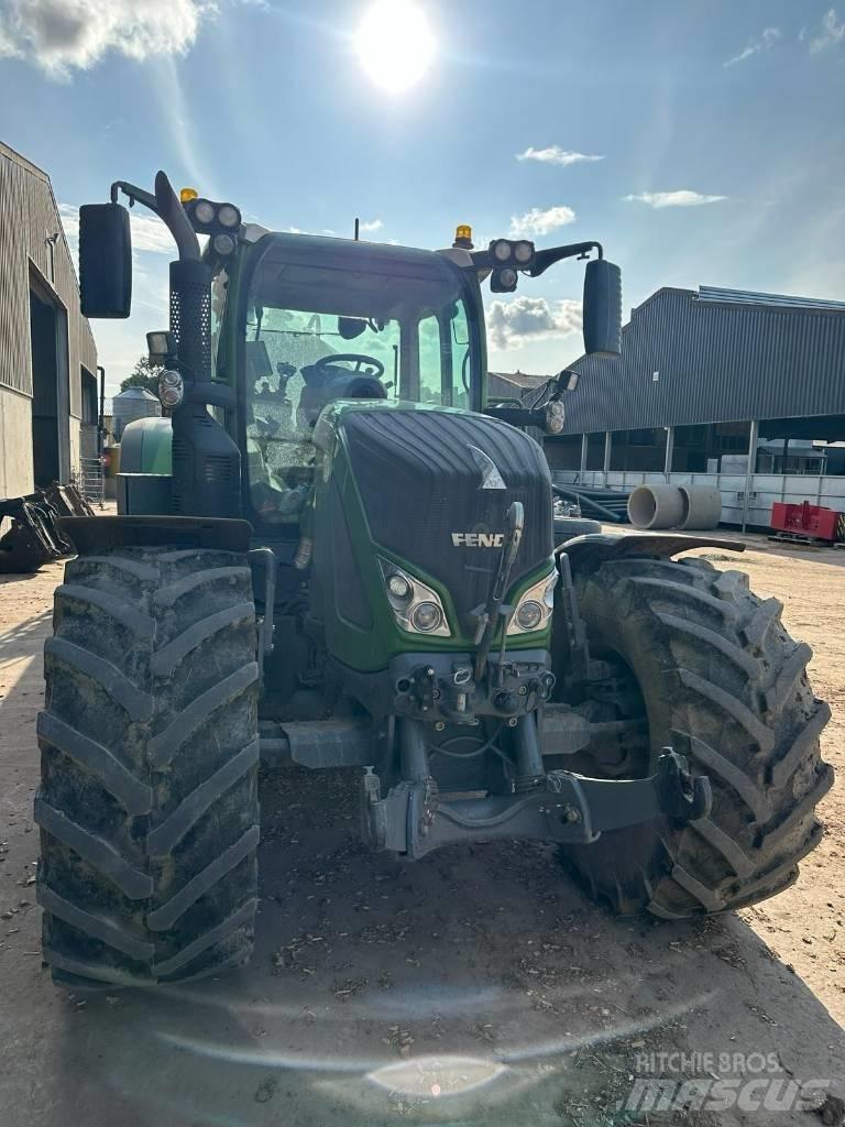 Fendt 724 Profi Plus Traktorit