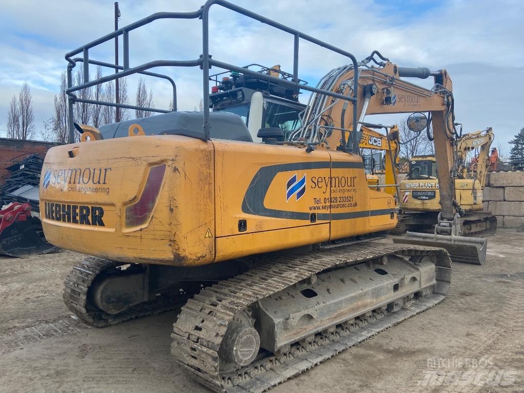 Liebherr R 922LC Telakaivukoneet