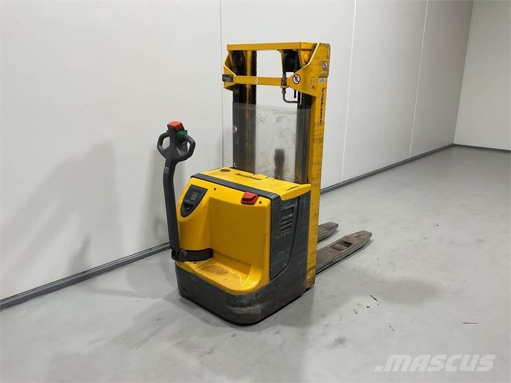 Jungheinrich EJC12 Ajettavat pinoamisvaunut