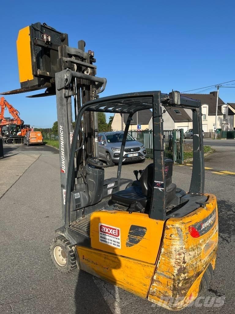 Jungheinrich EFG218 Sähkötrukit