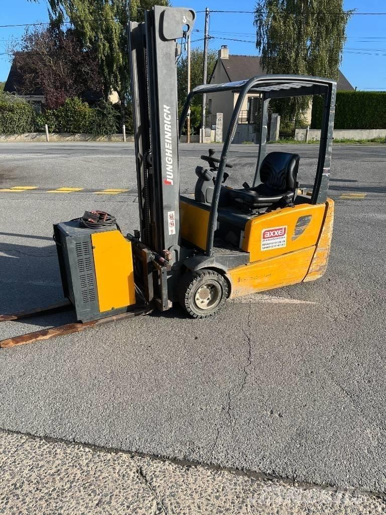 Jungheinrich EFG218 Sähkötrukit