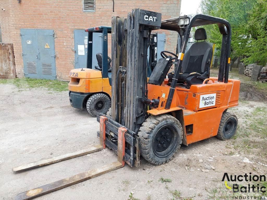 CAT V 50 D Dieseltrukit