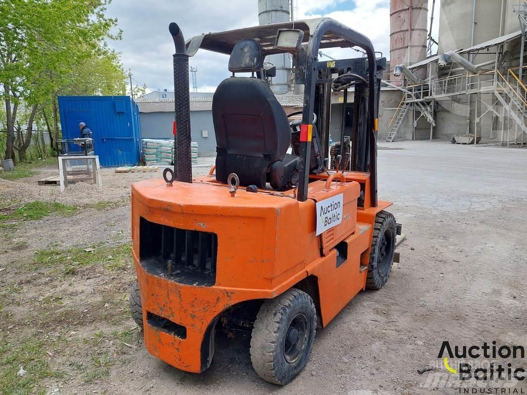 CAT V 50 D Dieseltrukit
