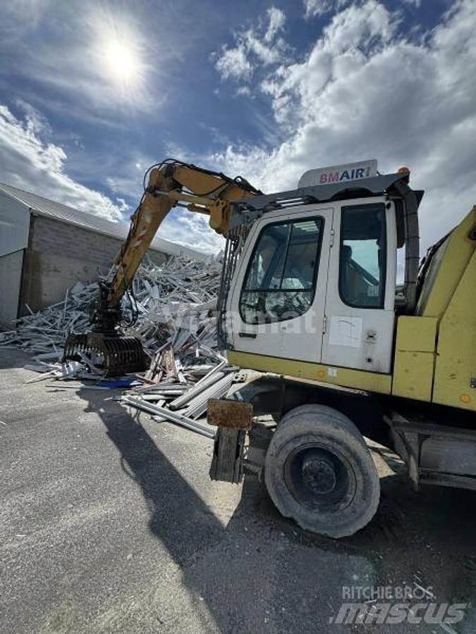 Liebherr A316 Li Erikoiskaivinkoneet