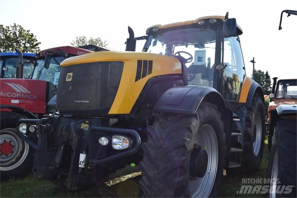 JCB Fastrac 8250 Traktorit