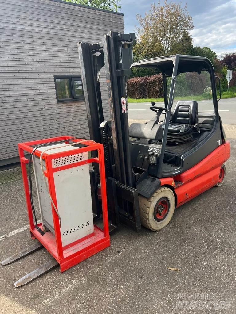 Linde E30-01 Sähkötrukit