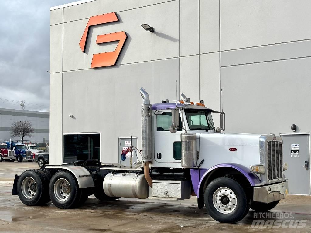 Peterbilt 388 Vetopöytäautot