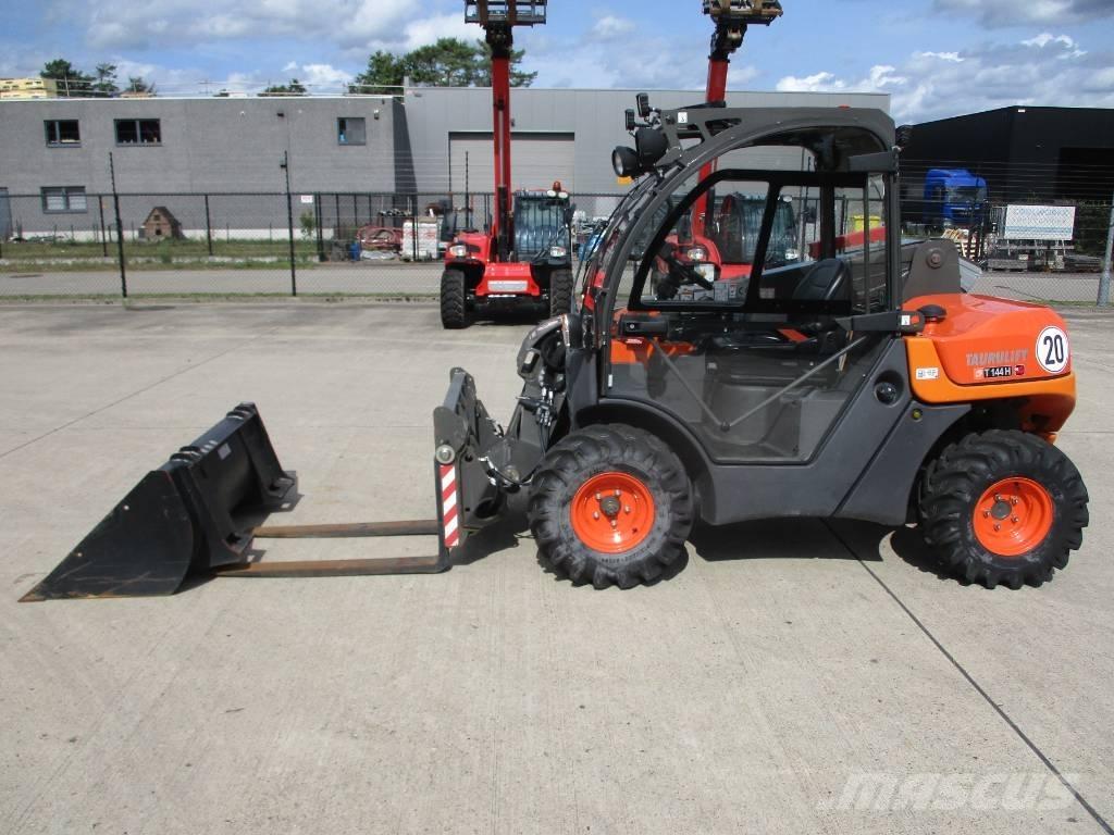 Ausa T144 H X4 (071) Kurottajat