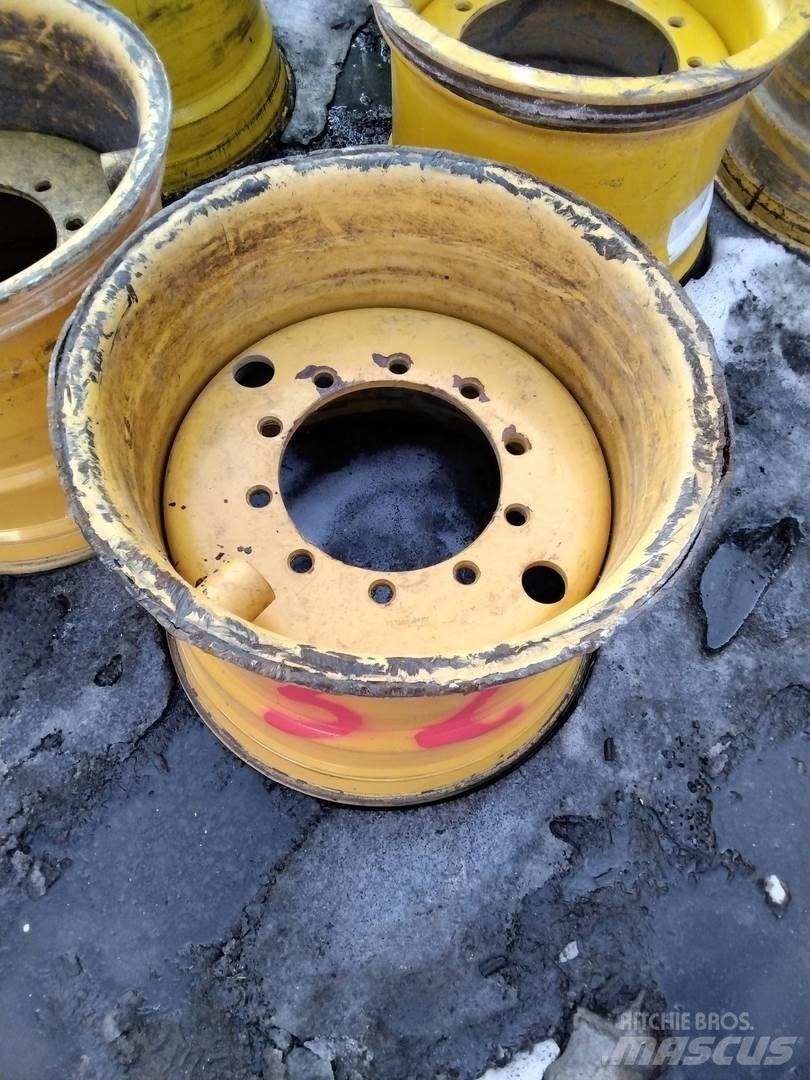Rottne SMW 20x26,5 Renkaat ja vanteet