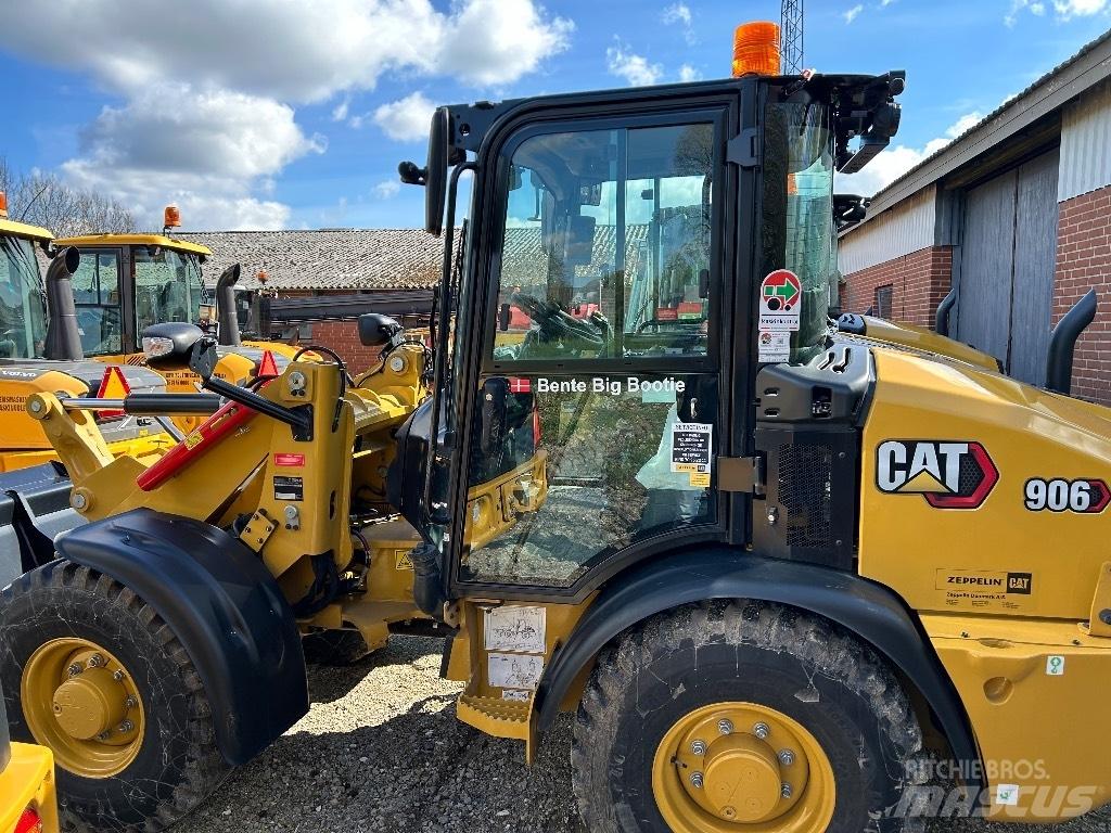 CAT 906 Pyöräkuormaajat