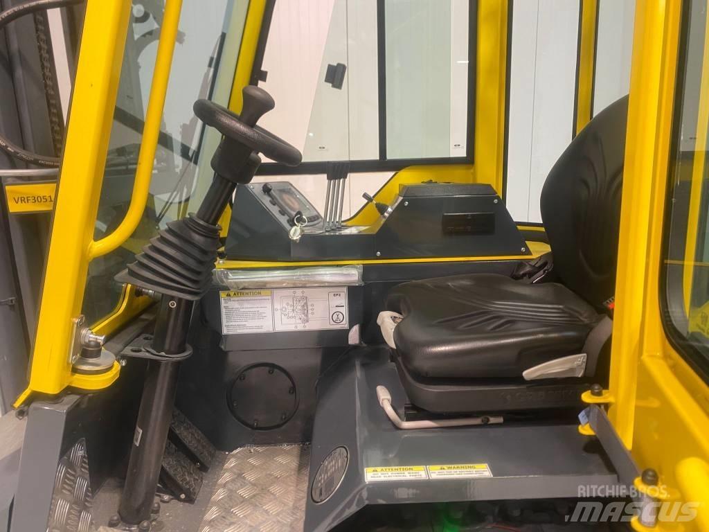 Combilift CBE2500 Nelitietrukit