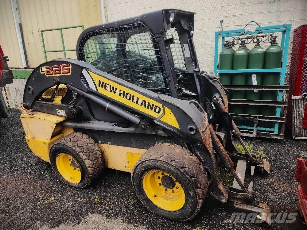 New Holland 225L Liukuohjatut kuormaajat