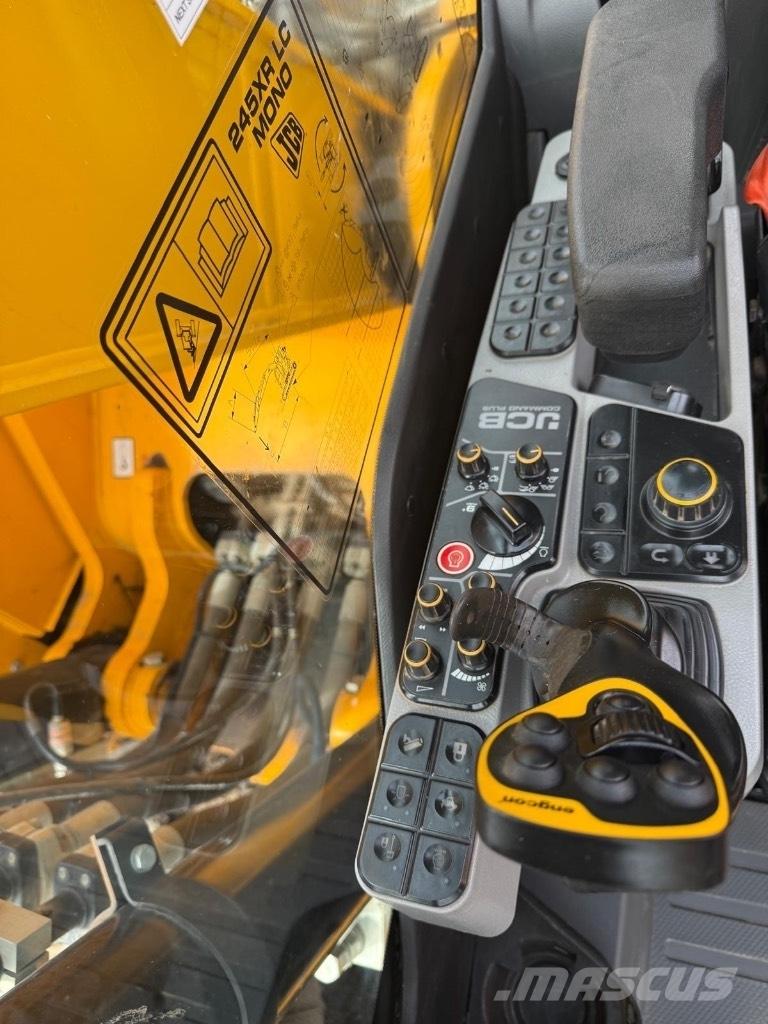 JCB 245 XR Telakaivukoneet