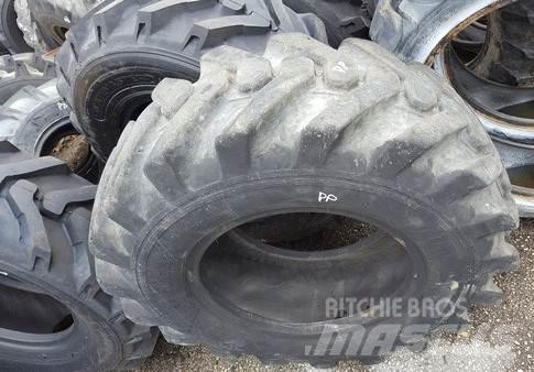  Pneu 12.5/80-18 Renkaat ja vanteet