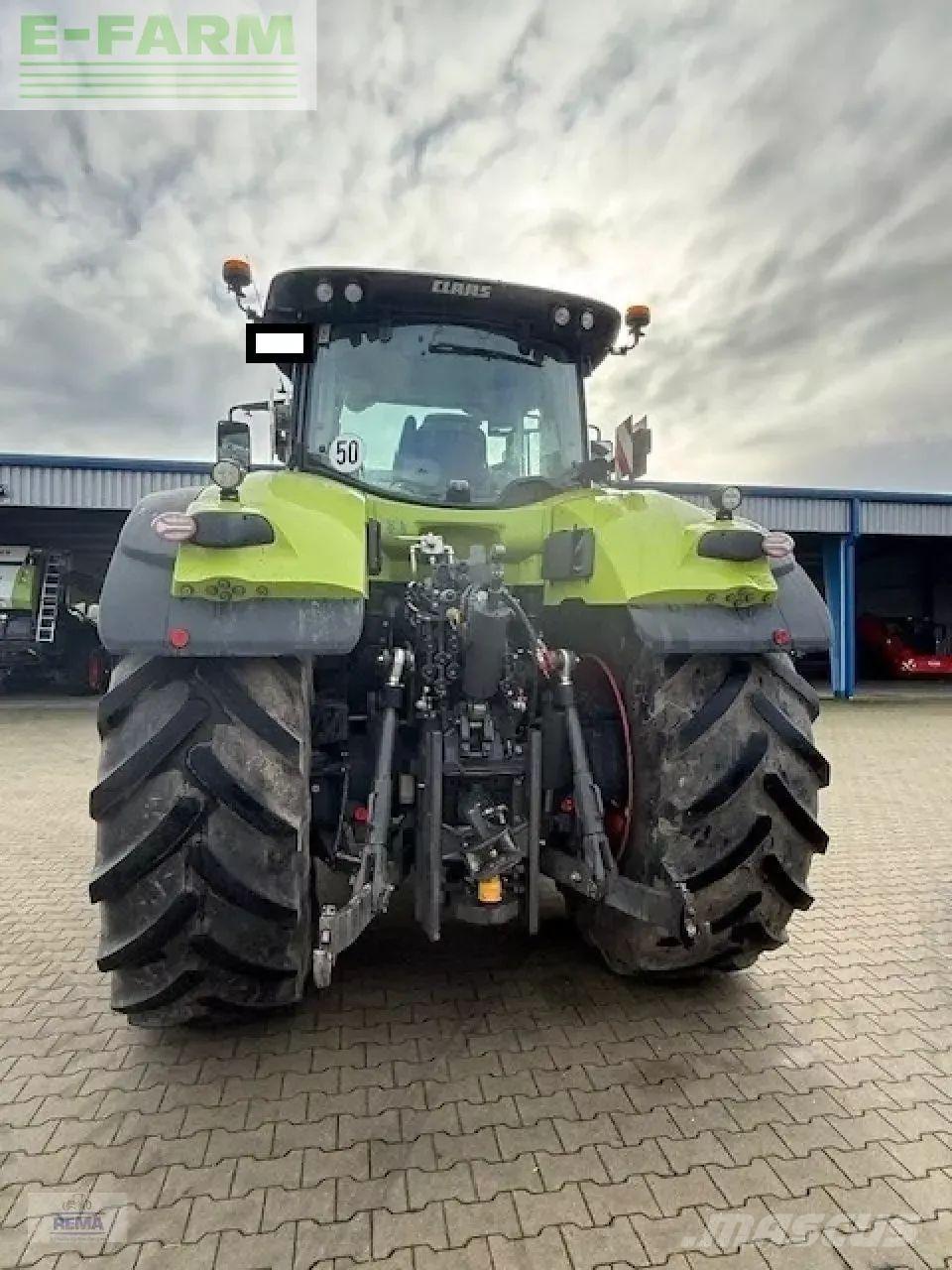 CLAAS axion 930 Traktorit