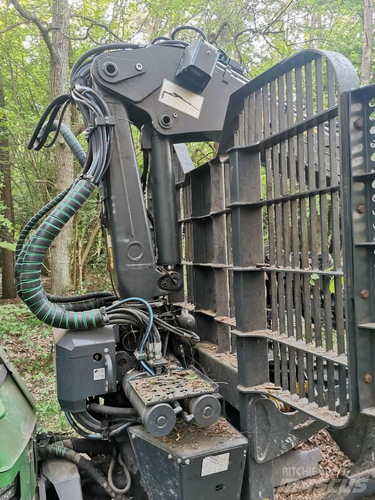 John Deere 1110G Kuormatraktorit