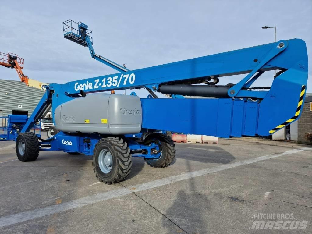 Genie Z 135/70 Kuukulkijat