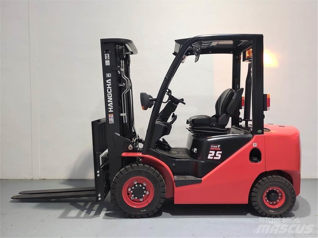 Hangcha CPCD25XH7F Dieseltrukit