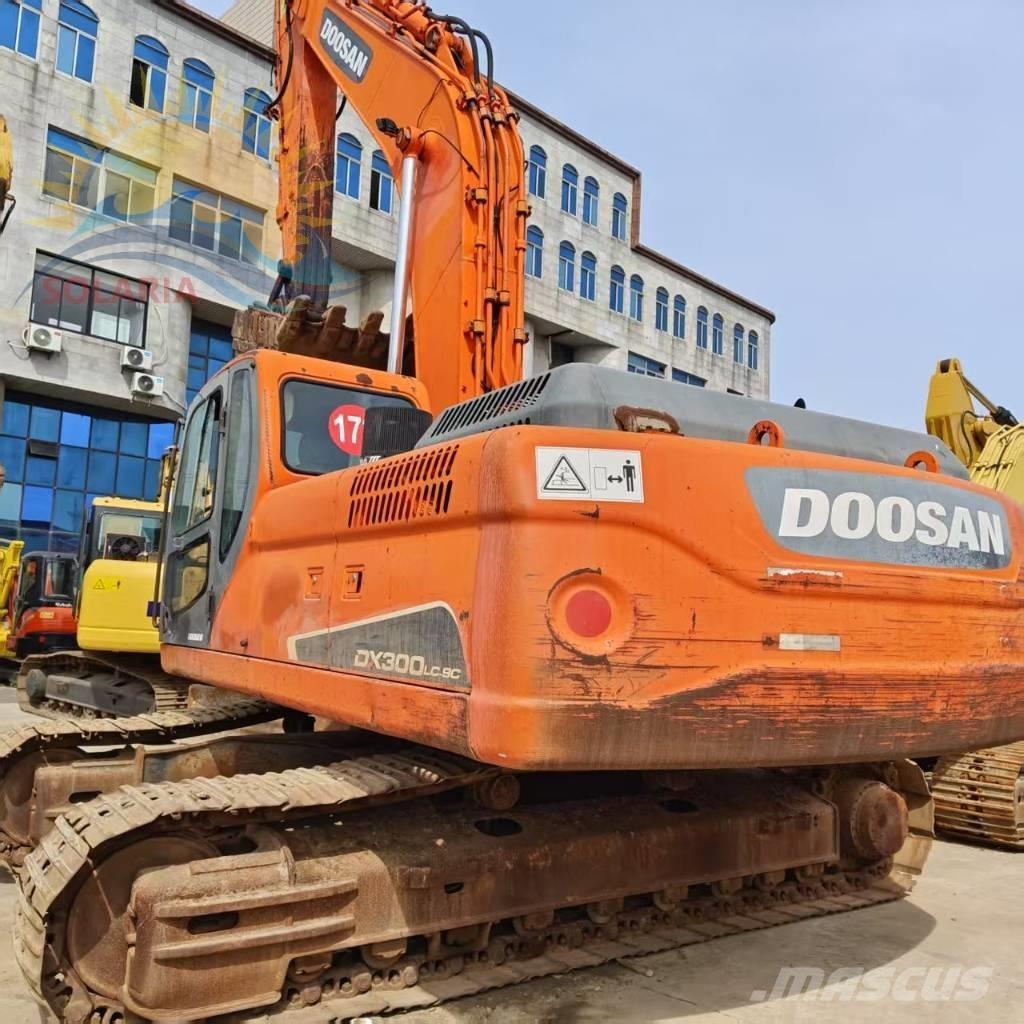 Doosan DX300LC Telakaivukoneet