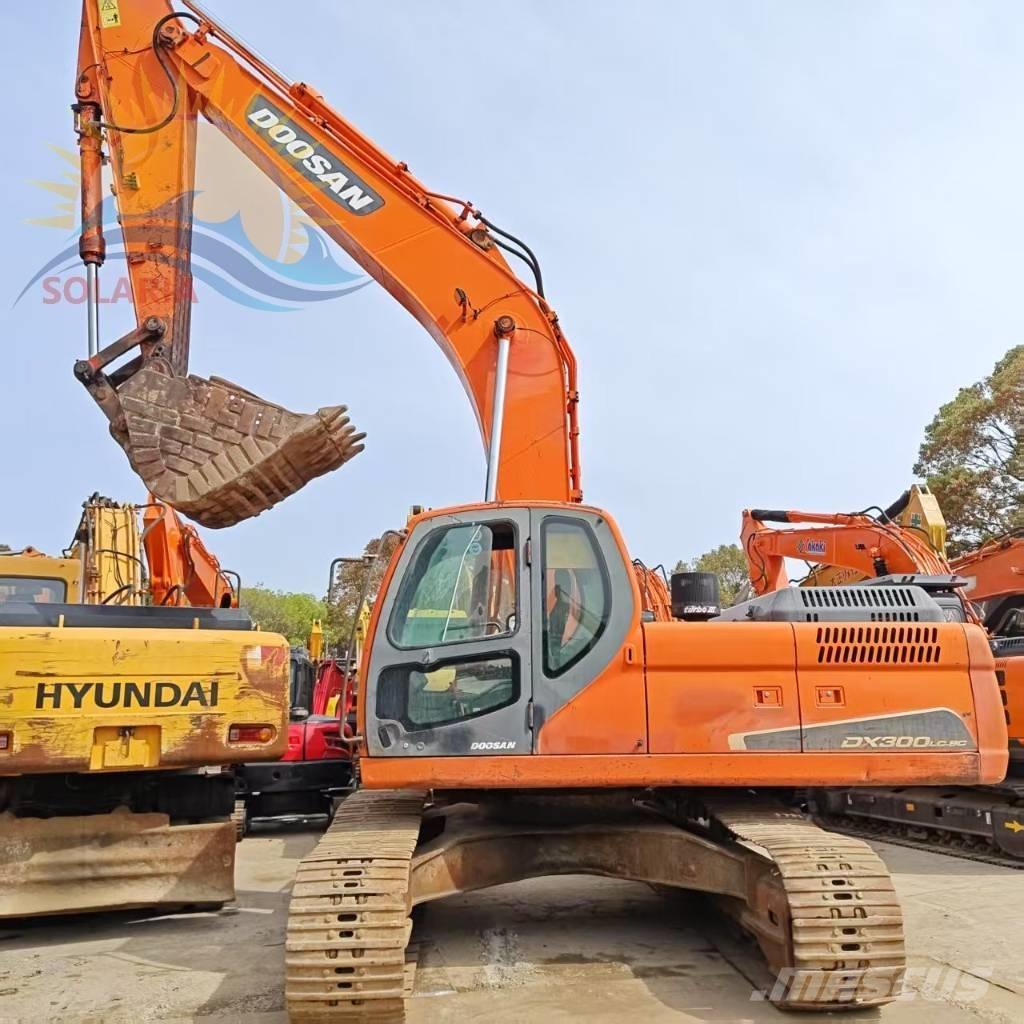 Doosan DX300LC Telakaivukoneet