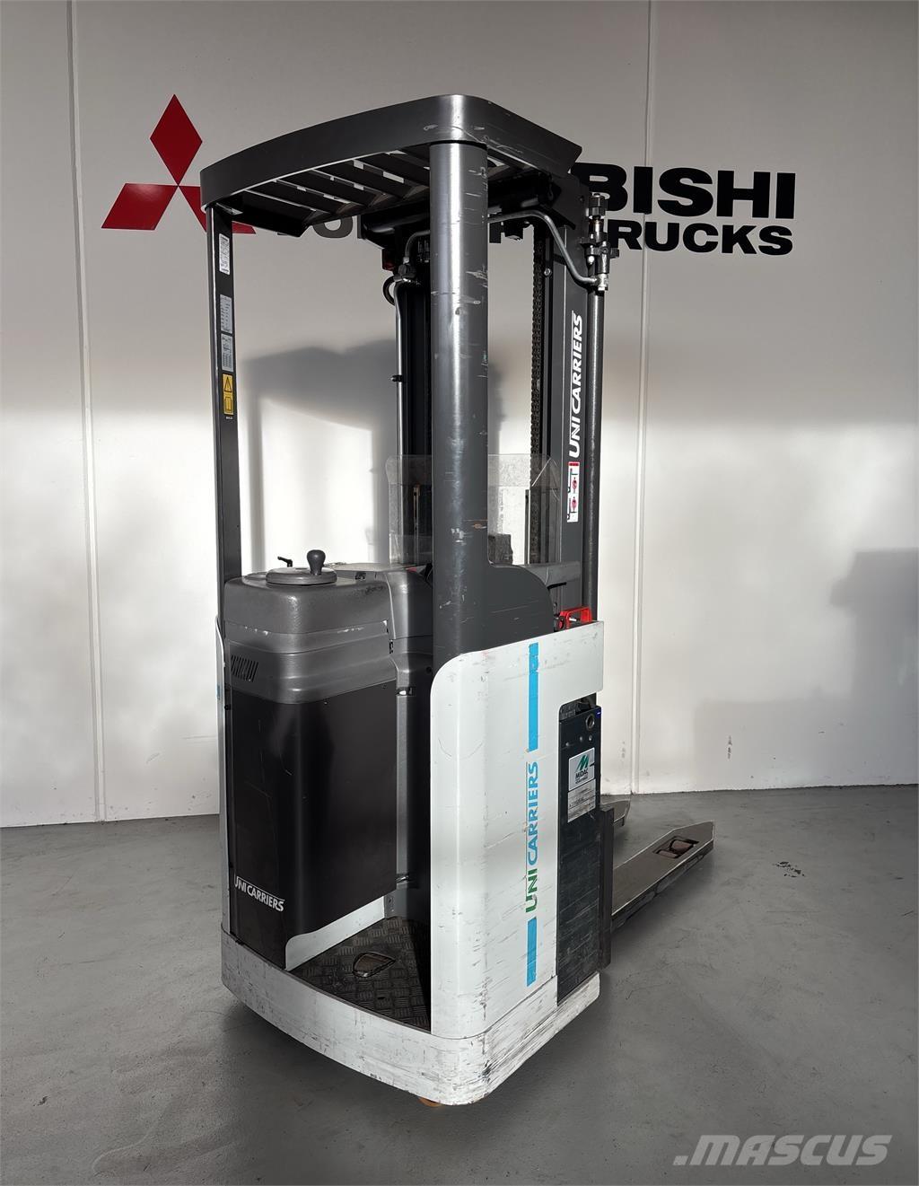 Atlet A160 Ajettavat pinoamisvaunut