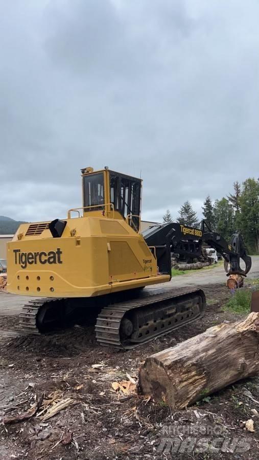 Tigercat 880D Nivelpuomikuormaajat