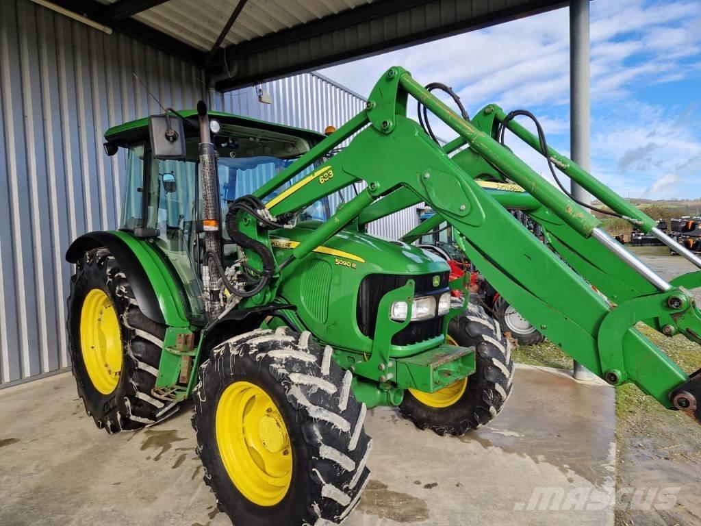 John Deere 5090 R Traktorit