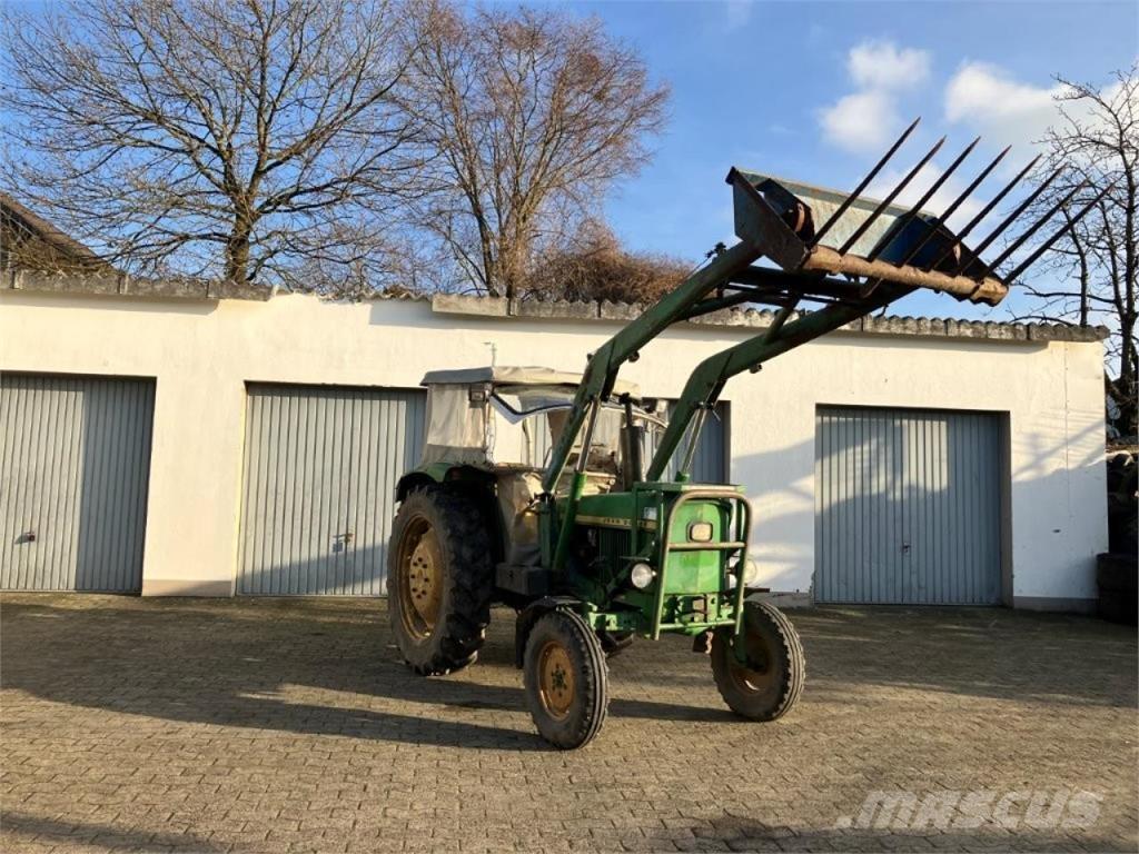 John Deere 1020 Traktorit