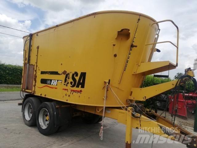  USA 850CF Rehuvaunut