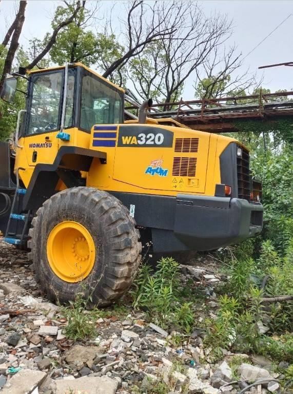 Komatsu WA 320-5 Pyöräkuormaajat