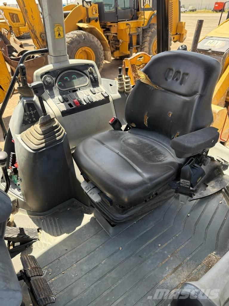 CAT 420 F Kaivurikuormaajat