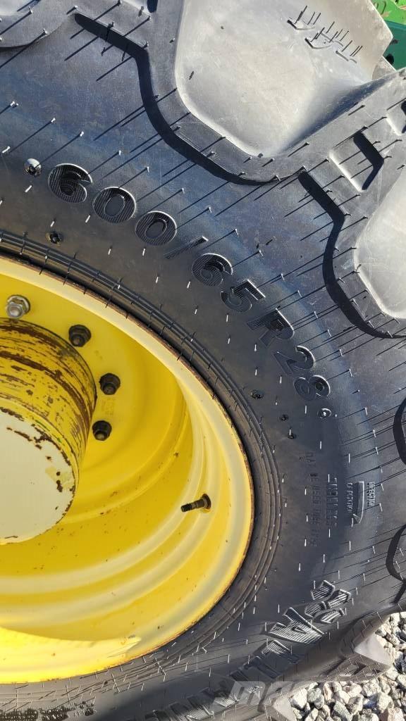 John Deere 7430 AP Traktorit