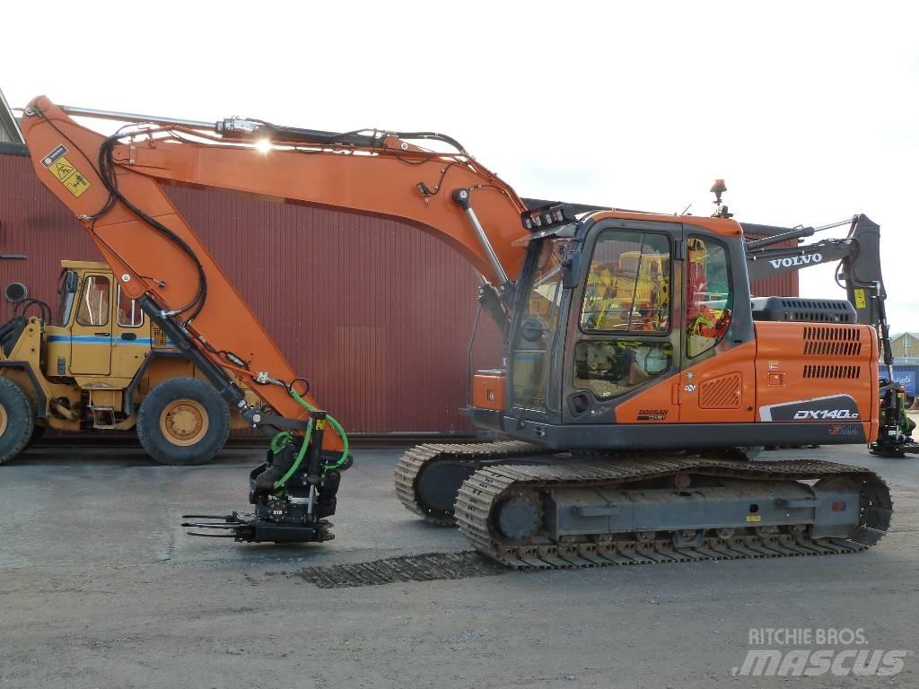 Doosan DX140LC-5 Telakaivukoneet