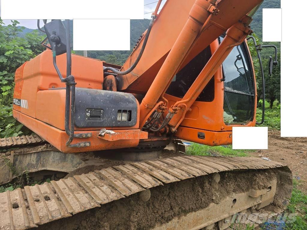 Doosan DX 220 LC-9 Telakaivukoneet