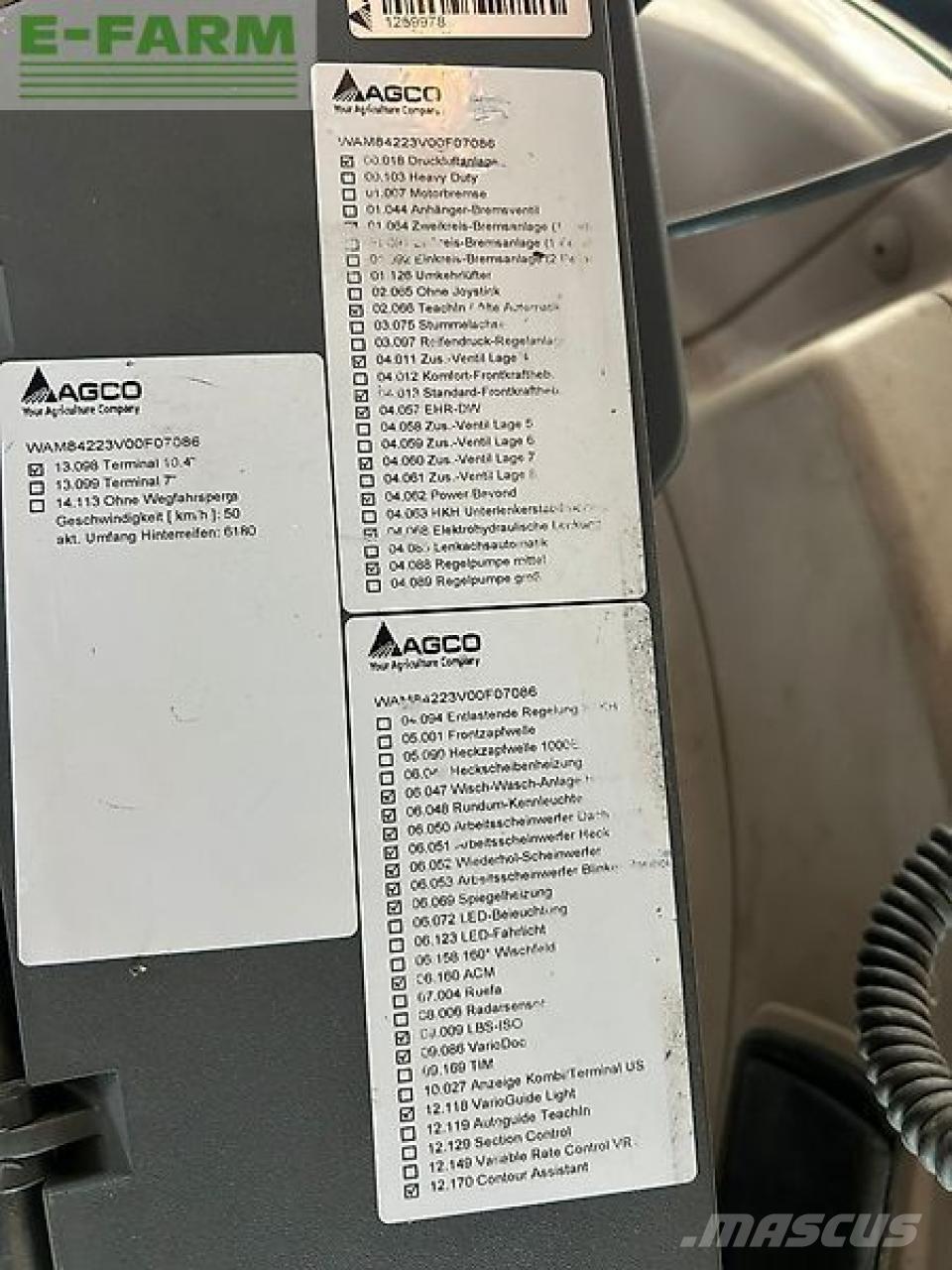 Fendt 828 vario Traktorit