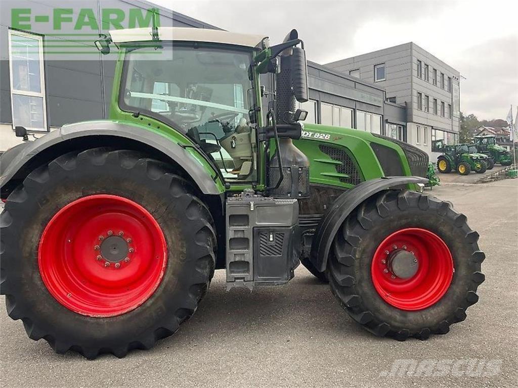 Fendt 828 vario Traktorit