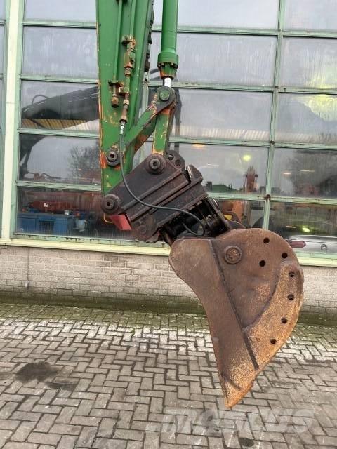 Hitachi EX120 Telakaivukoneet