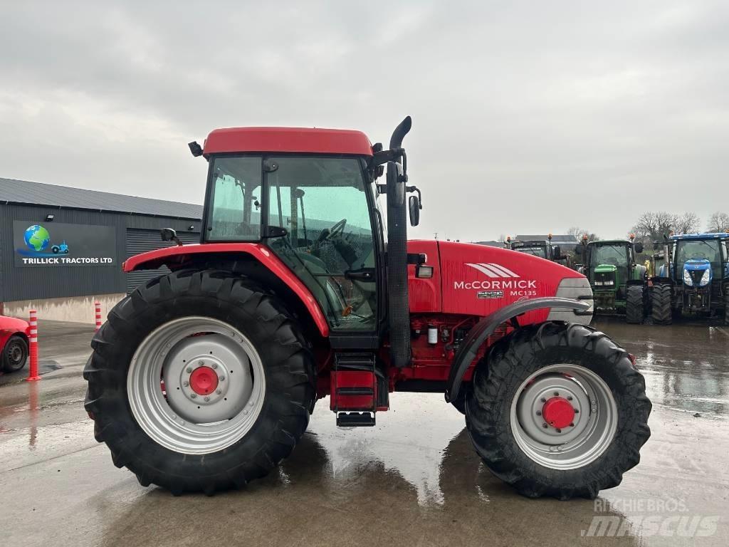 McCormick MC 135 Traktorit