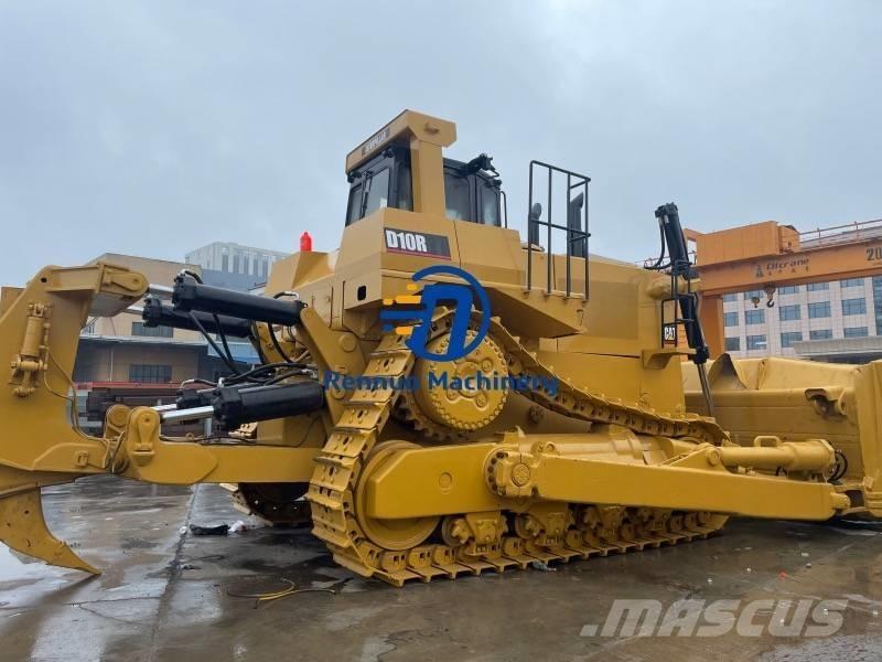 CAT D 10 R Telaketjupuskutraktorit