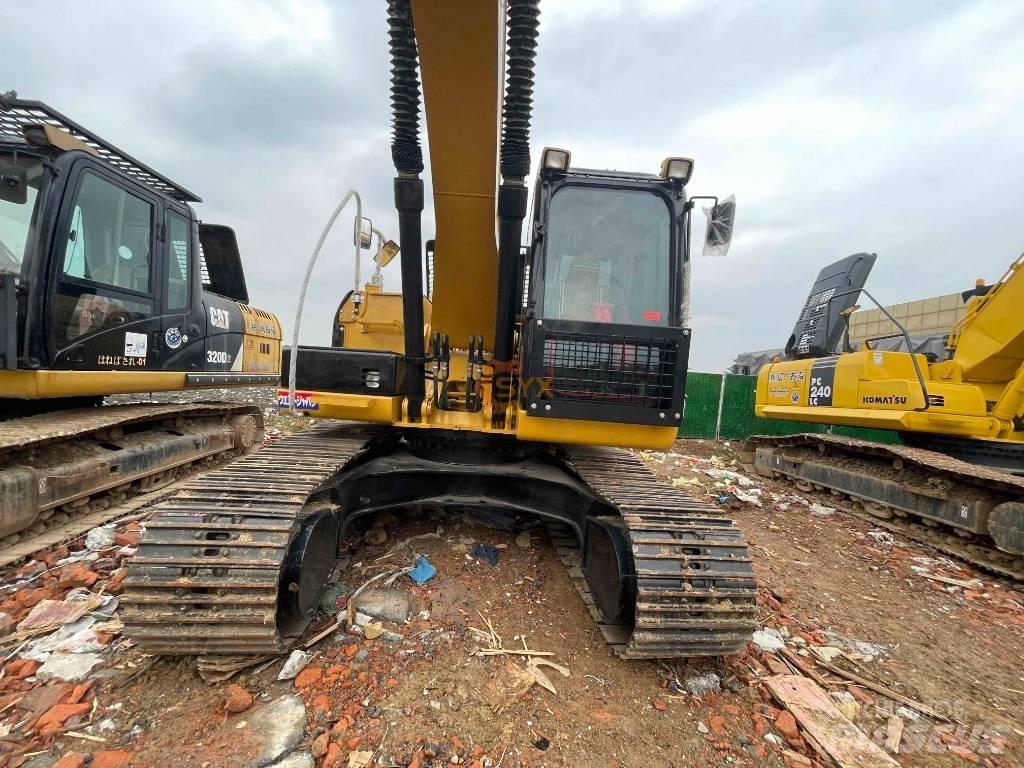 CAT 320 DL Telakaivukoneet