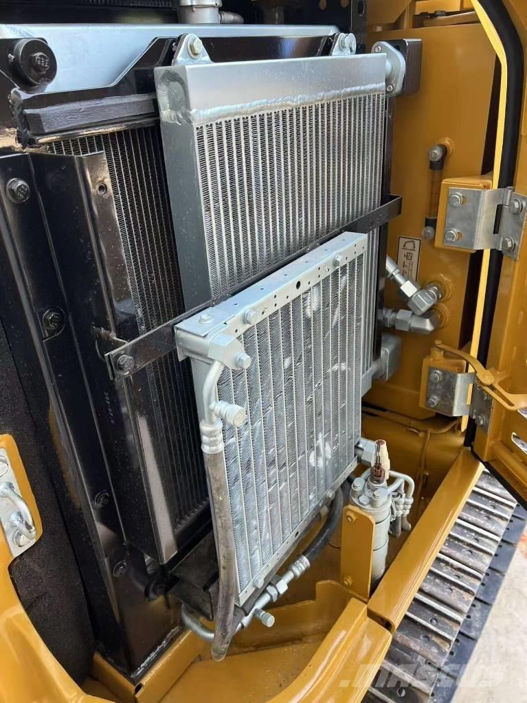 CAT 305.5 Minikaivukoneet < 7t