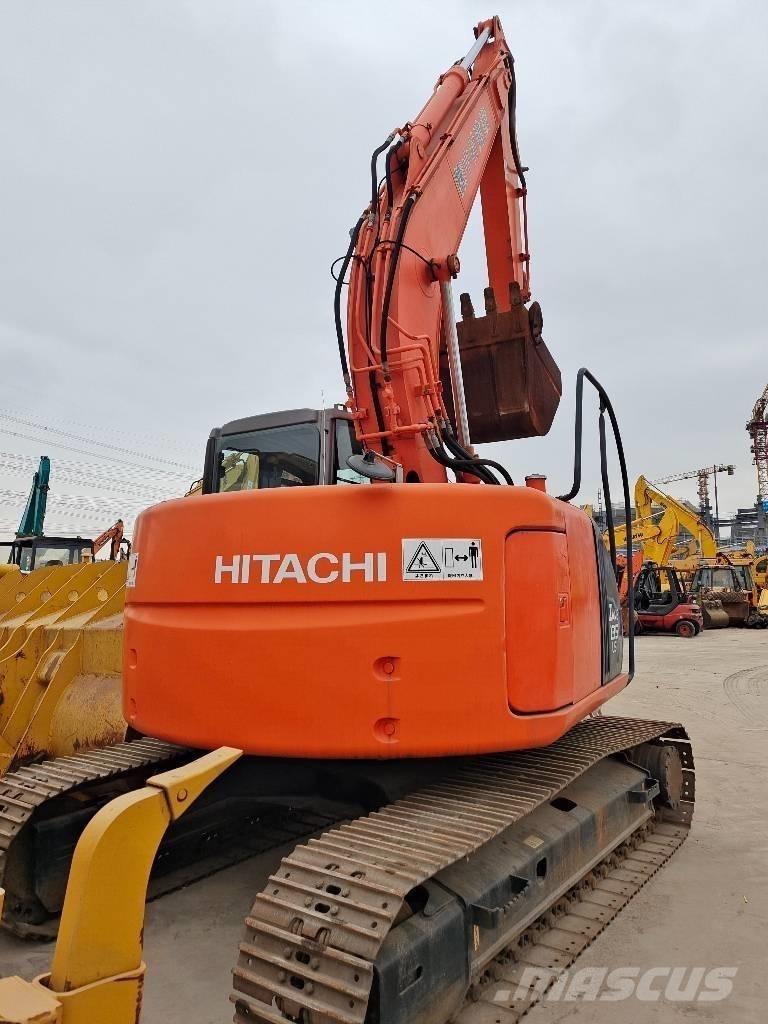 Hitachi ZX 135 US Telakaivukoneet